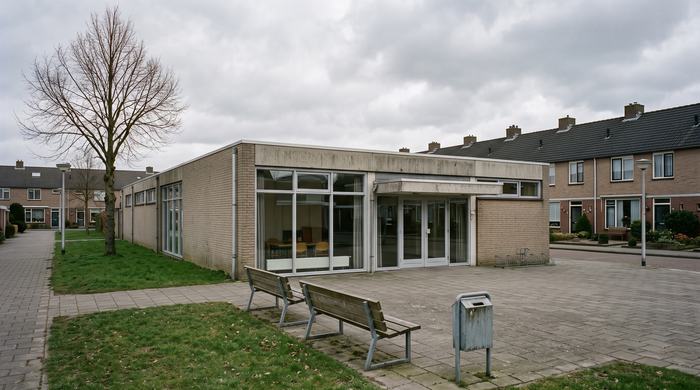 Wijkgebouw uit de jaren zeventig